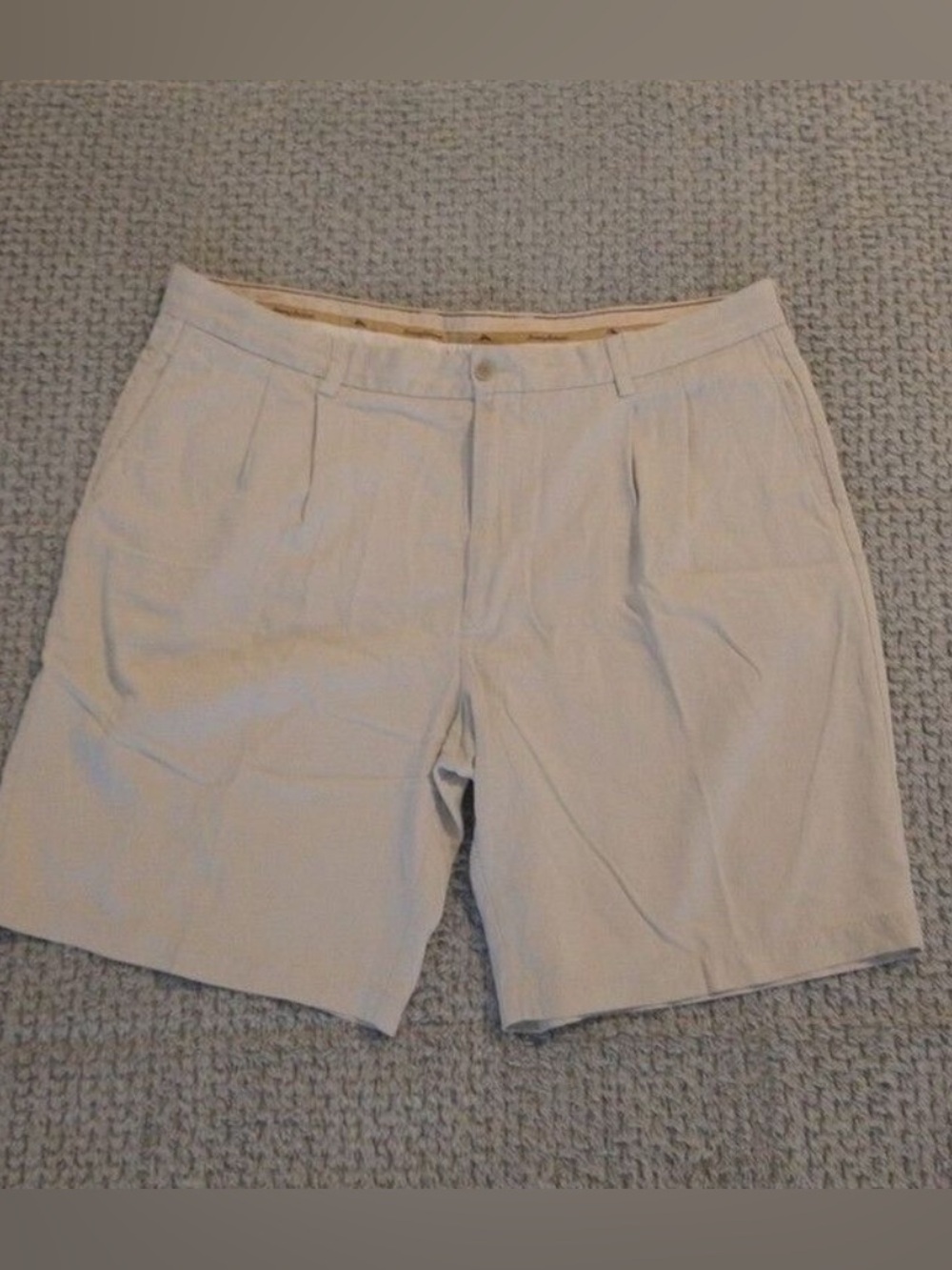 Tommy Bahama Mens Shorts size 40 cream